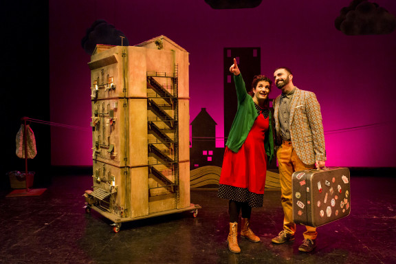 Debajo del Tejado.
XIX Circuito de la Red