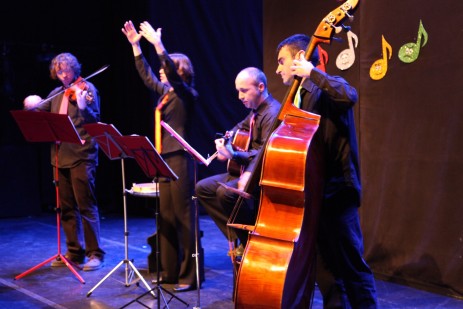 El Traje Nuevo Del Emperador